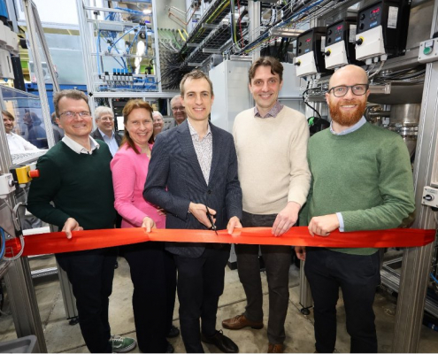 aerogel-it and TUHH inaugurate aerogel pilot plant