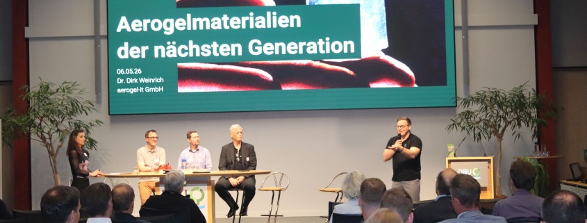 Eduard Siemens presenting at WeCircleValley KickOff conference